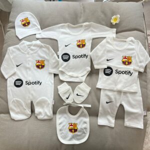 طاقم الرضع لبرشلونة